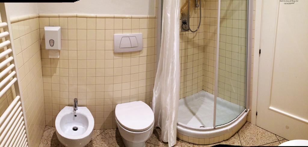 B&B La Luna Dal Borgo Ези Экстерьер фото